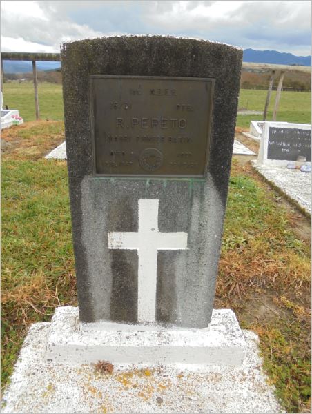 Bristowe, Rua Kirikiri (Headstone)