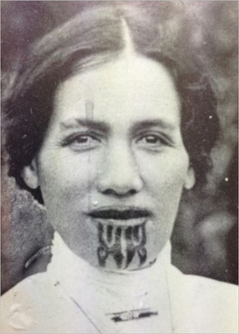 Roihana, Purukamu
1881 - 1950  (69 years)